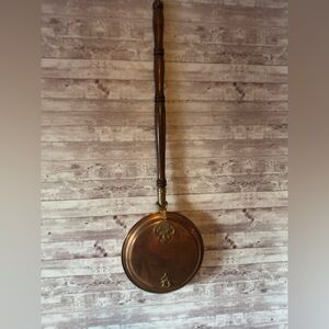 1950s Vintage Copper Bed Warmer with Wooden Handle